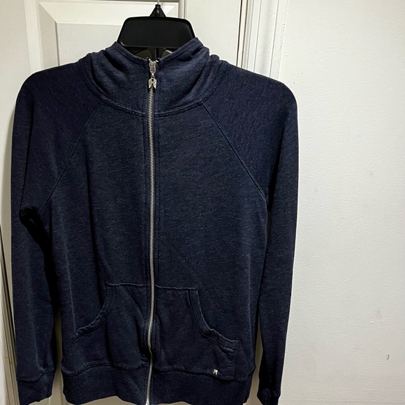 Victoria’s Secret sweatshirt with hoodie and gold sequins - Picture 14 of 16